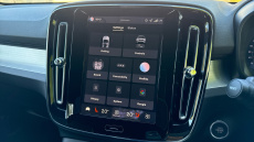 Volvo XC40 2.0 B4P Plus Dark 5dr Auto Petrol Estate